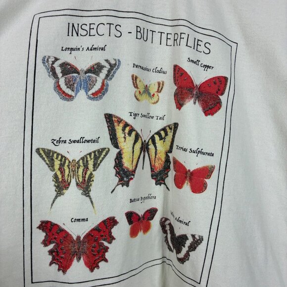 Hot Topic Butterfly Insect Tee Size Medium Rolled Sleeve Crew Neck  Cottagegoth - Picture 2 of 7